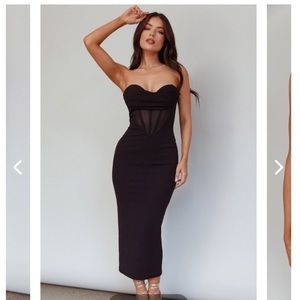 Selfie Leslie Sweetheart Neckline Dress